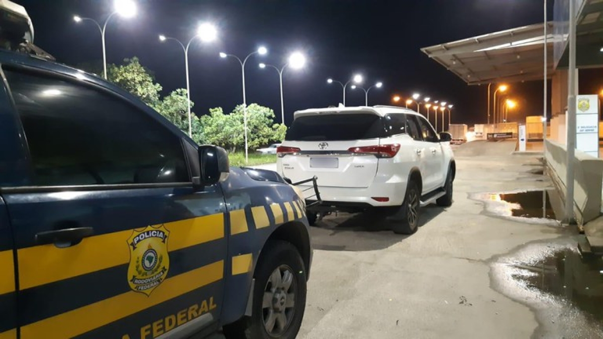 Sergipe: PRF recupera na BR-101 veículo roubado (Foto: PRF/SE)