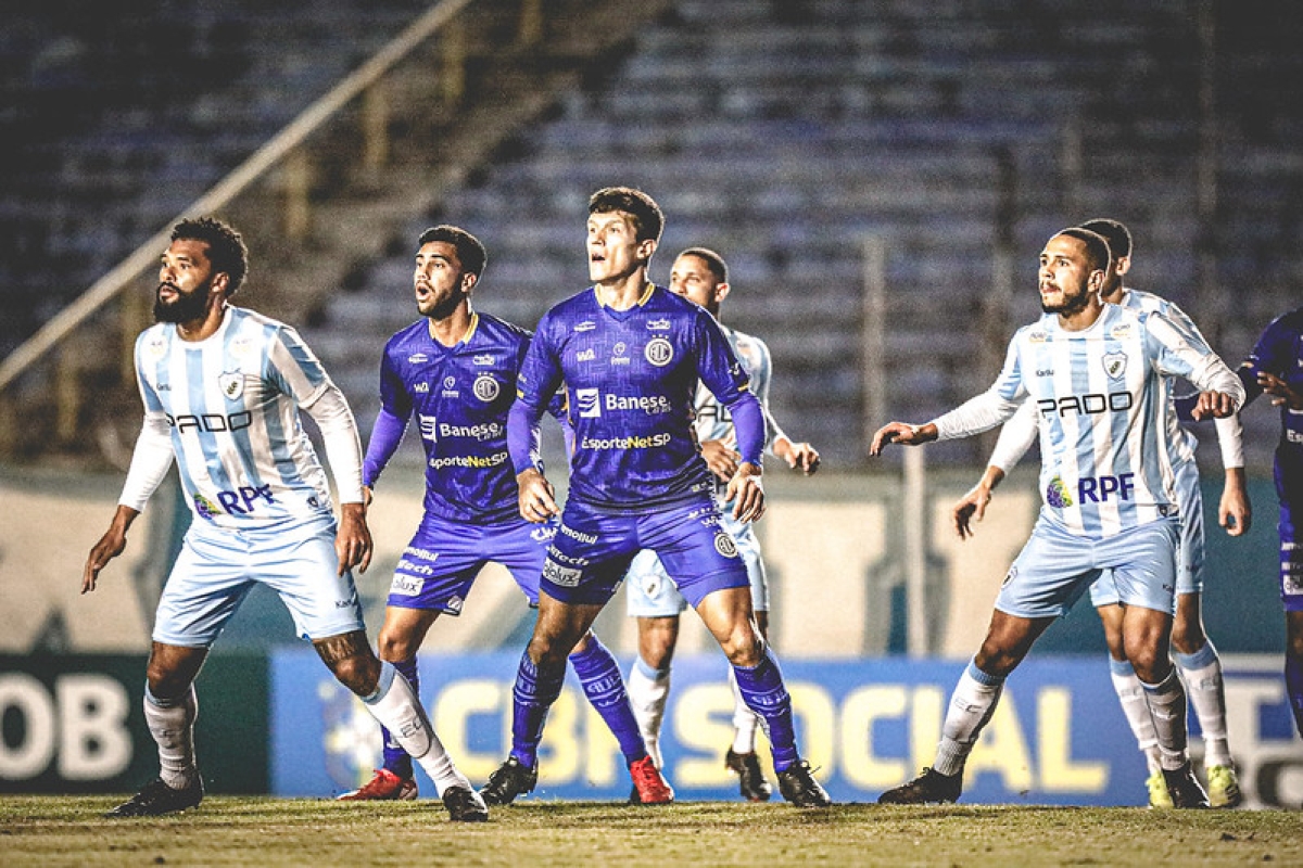 Dragão foi mais incisivo, mas ficou no empate com o lanterna (Foto: Lucas Almeida/ AD Confiança)