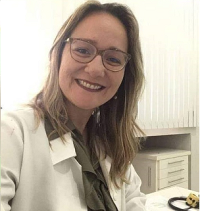 Pneumologista cooperada Unimed Sergipe, Ana Paula Argolo (Foto: AG�? - Comunicação Estratégica)