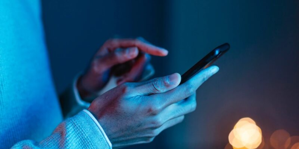 Entenda como um clique em link falso pode levar a ser vítima de um golpe no Instagram (Foto ilustrativa: Freepik)