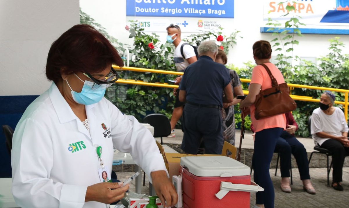 Covid-19: SP começa a aplicar quarta dose de vacina em idosos (Foto: Rovena Rosa/ Agência Brasil)