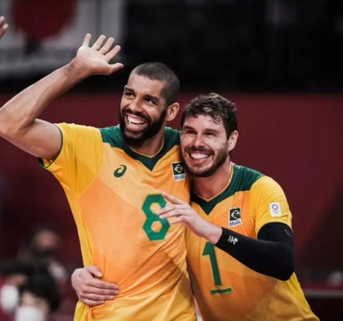 Wallace e Bruninho em ação pela seleção brasileira de vôlei - Foto: Reprodução | Instagram | @bruninho1