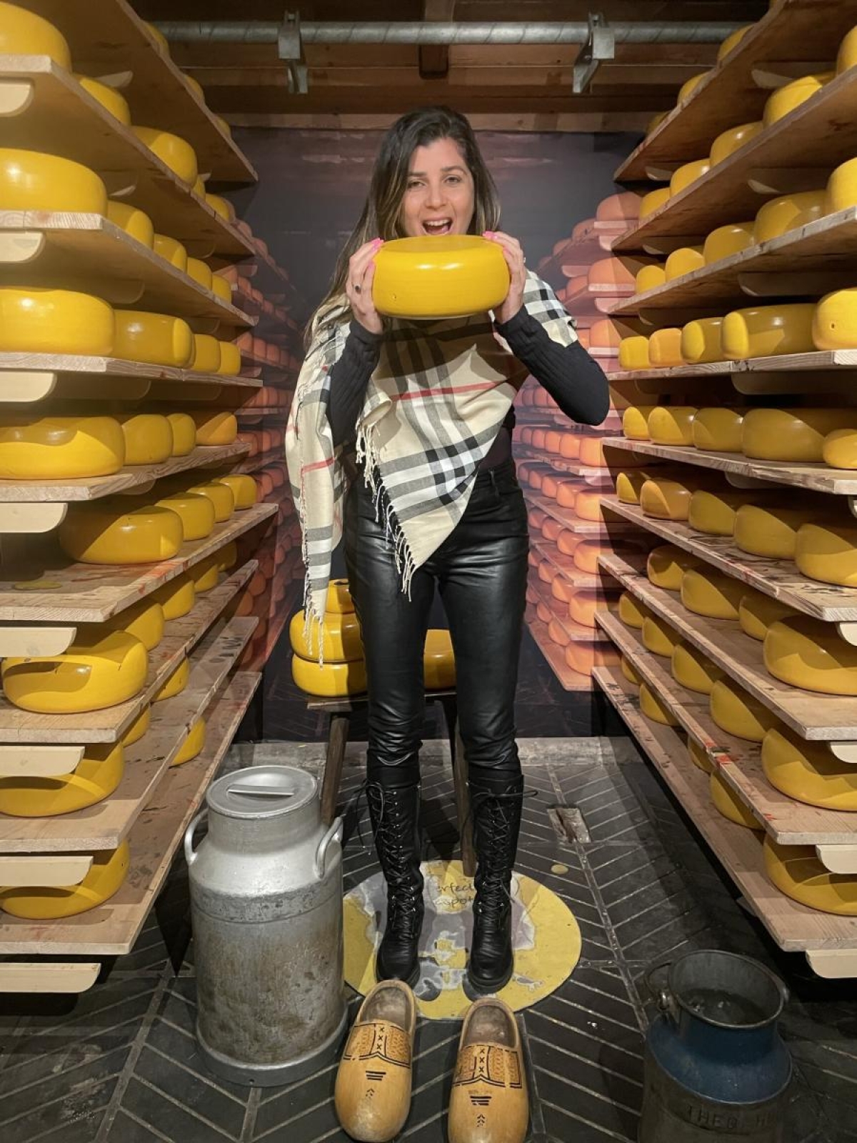 Escavações arqueológicas mostram que o queijo holandês é fabricado há milhares de anos - Foto: Carla Passos | Passos Pelo Mundo | F5 News