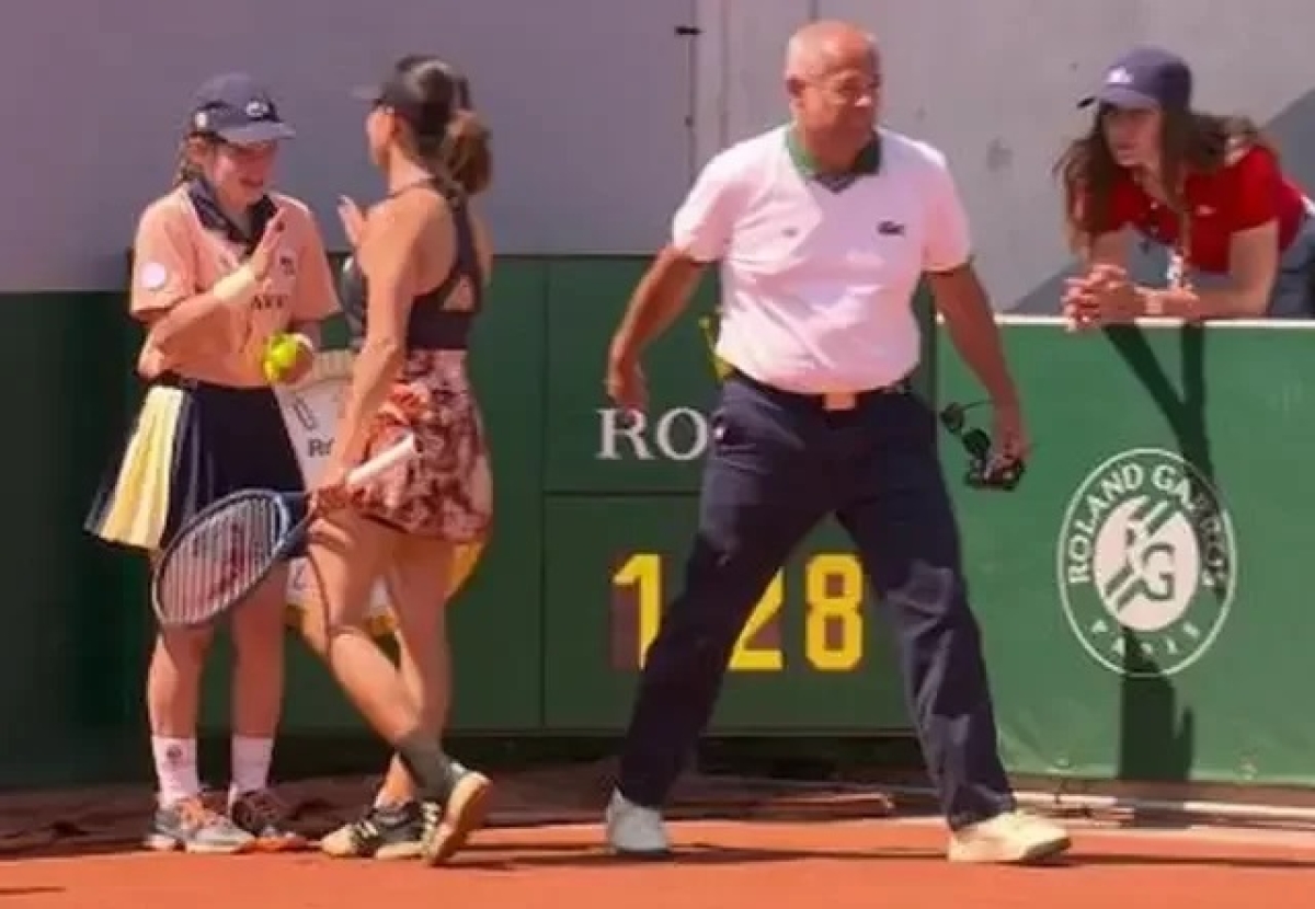 Tenista acerta bolada em gandula e é eliminada de Roland Garros - Foto: Reprodução