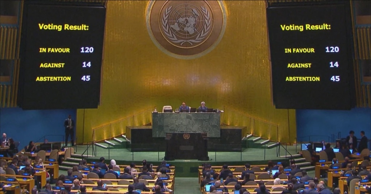Assembleia Geral da ONU aprova resolução - Imagem: Reprodução | YouTube | AFP Português
