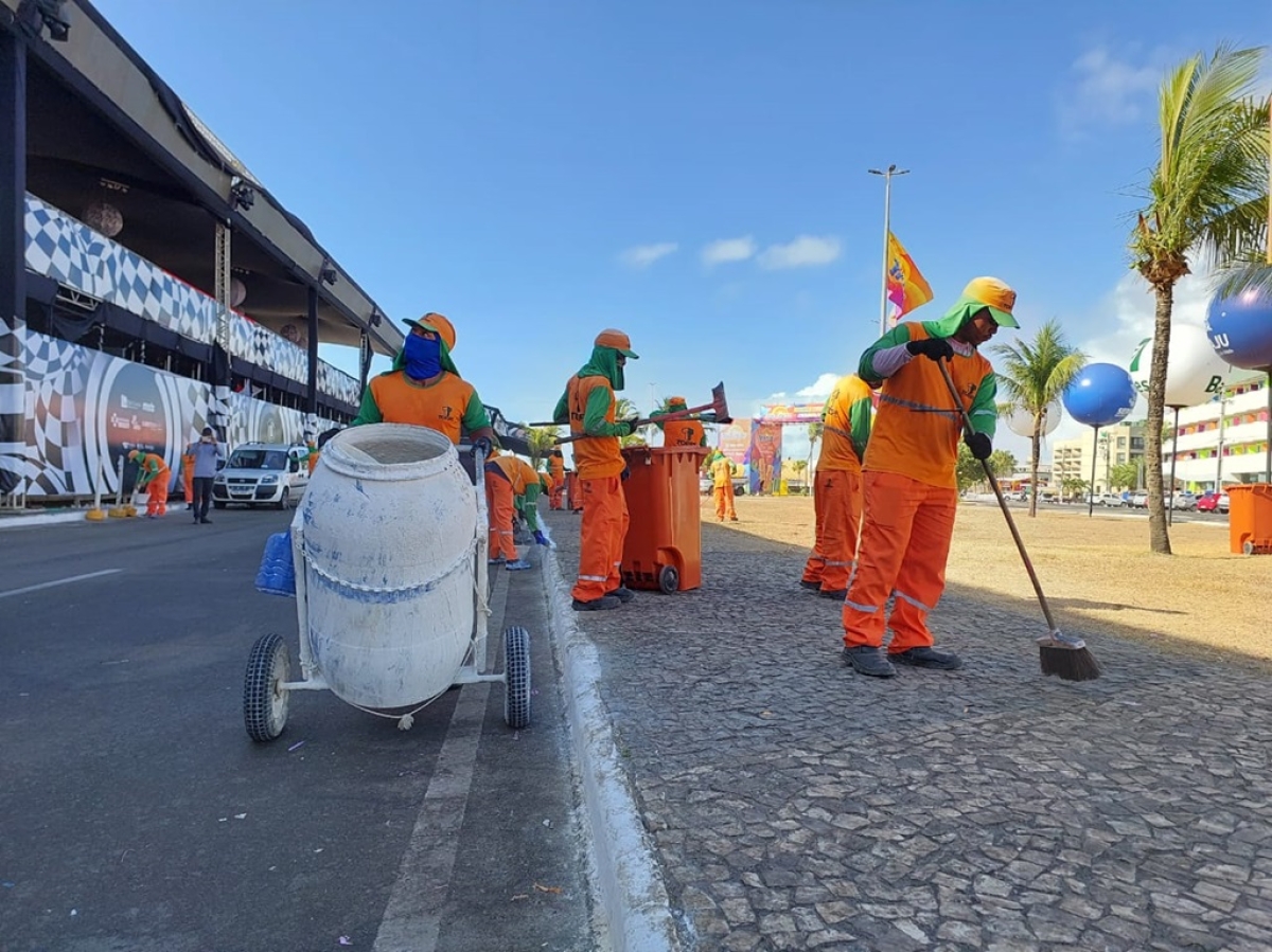A Emsurb recolheu mais de 25 toneladas de resíduos - Foto: Ascom Emsurb