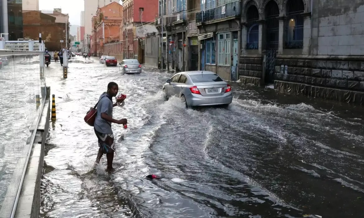Após desastre das chuvas no Rio, Lula só falou com prefeitos que o apoiaram em 2022 - Foto: Fernando Frazão | Agência Brasil