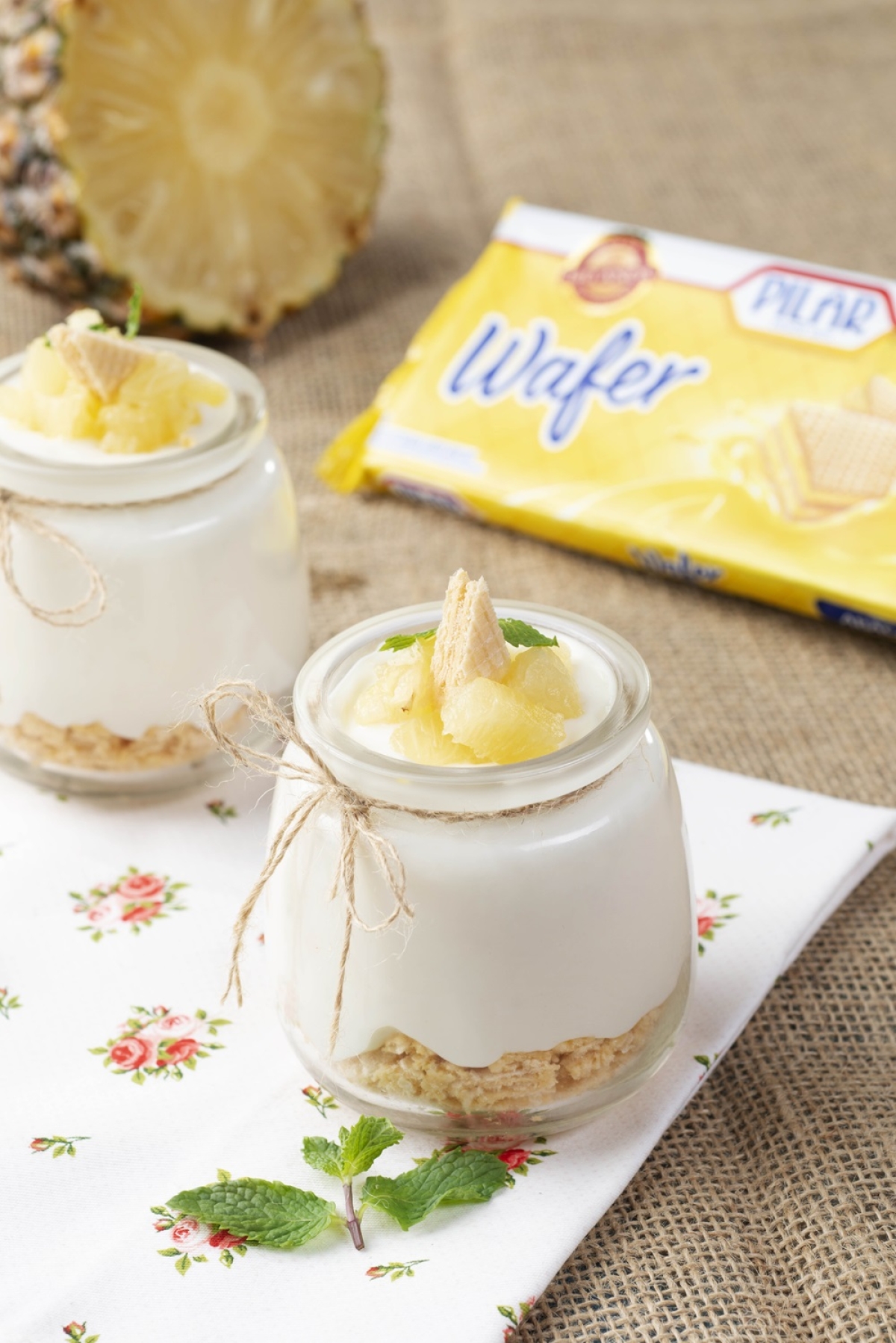 Tacinha de Creme de Coco com Wafer de Abacaxi - Foto: Marca Pilar | Divulgação