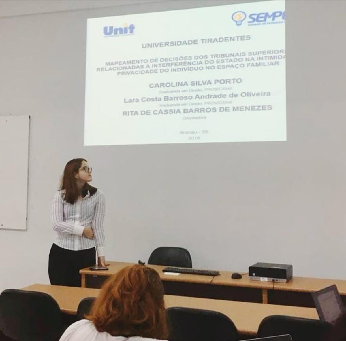 Pesquisas analisam impacto das fake news para a democracia e os direitos humanos - Foto: Asscom Unit