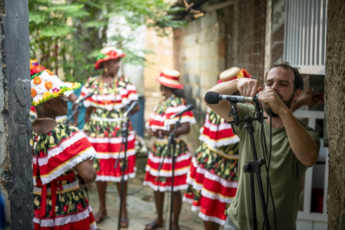 Nadir da Mussuca e o grupo Samba de Pareia lançam EP inédito na próxima quinta-feira, 30 - Foto: Melissa Warwick 
