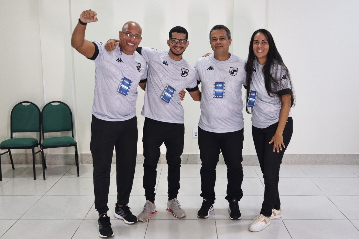 Árbitros de futebol recebem projeto de orientação psicológica - Foto: Asscom Unit
