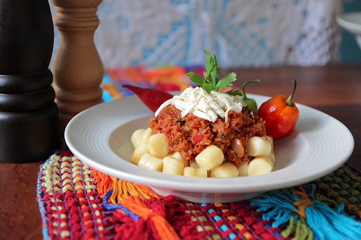 Nhoque de Macaxeira com Ragu de Carne Seca - Foto: Divulgação/Marca Finna
