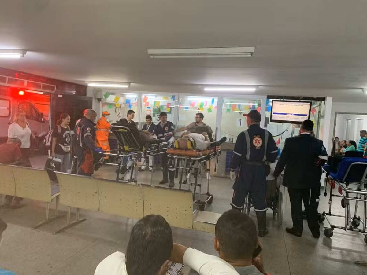 Pacientes foram levados para o Hospital Monsenhor Walfredo Gurgel, em Natal - Foto: Philipe Salvador/Inter TV Cabugi