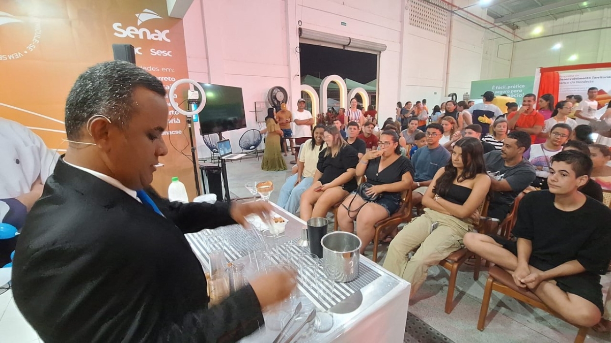 Aula show drinks - Foto: Divulgação Senac SE
