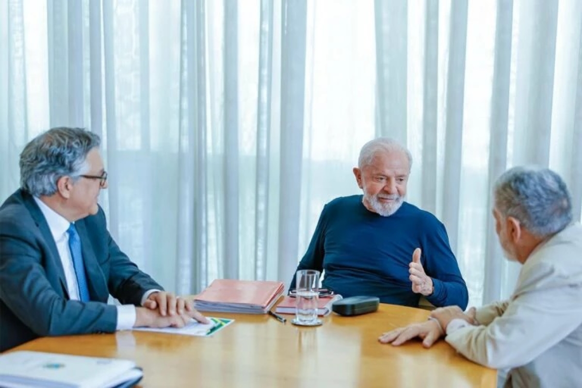 Lula com Alexandre Padilha e Celso Amorim - Foto: Ricardo Stuckert /PR
