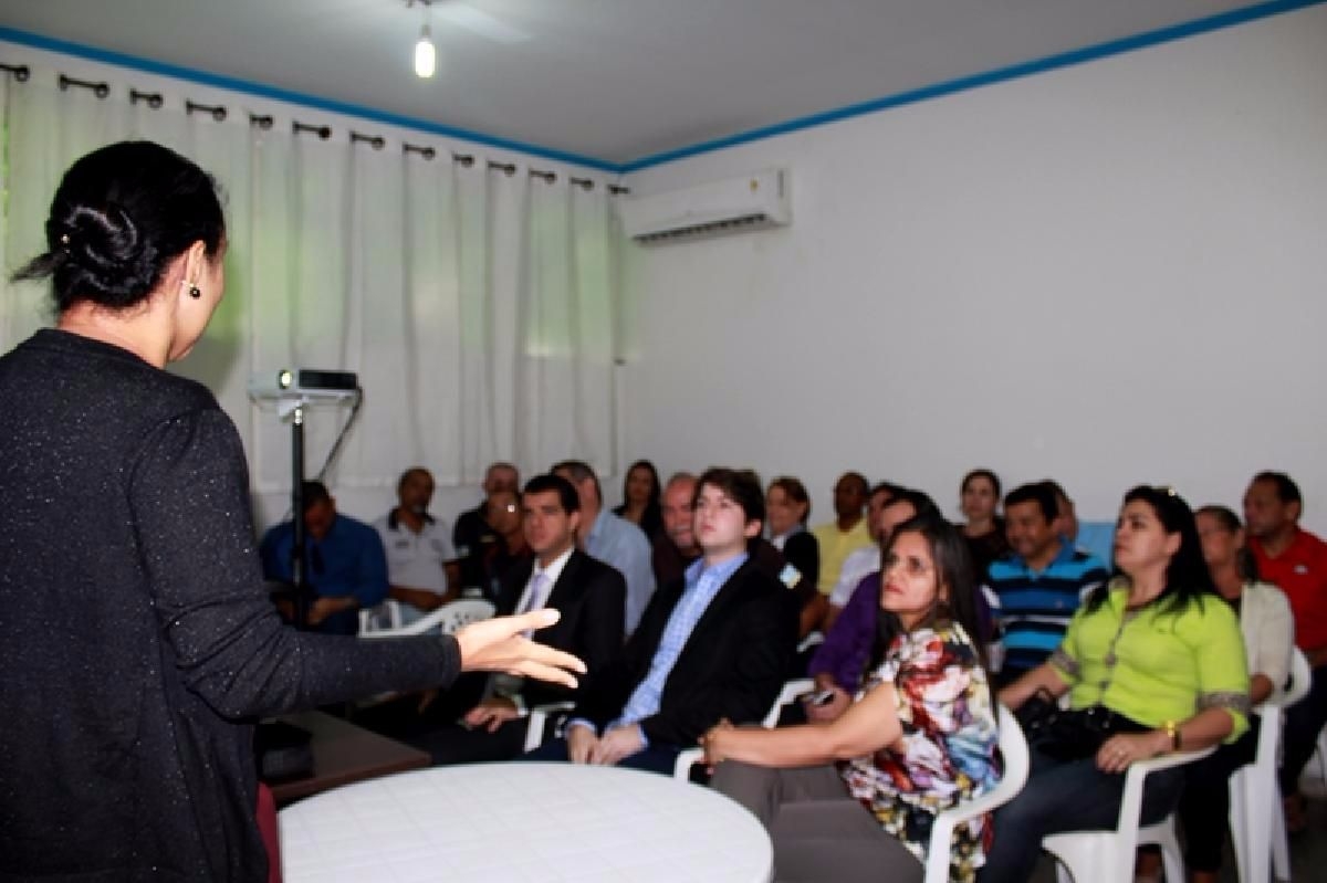 Sejuc/Sergipe e Defensoria P�blica desenvolvem a��o para valorizar agentes penitenci�rios (Foto: Luciana Oliveira/Sejuc/SE)