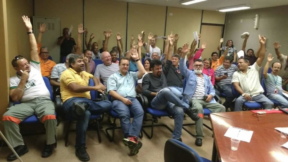 Eletricit�rios podem deflagrar greve na pr�xima segunda-feira, 11 (Foto: Assessoria CUT/SE)