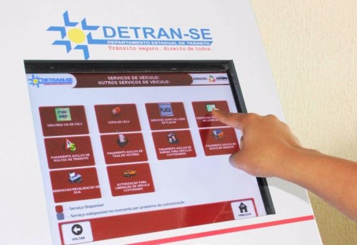Detran/Sergipe disponibiliza op��o de reemiss�o de CRLV nos totens (Imagem: SSP/SE)