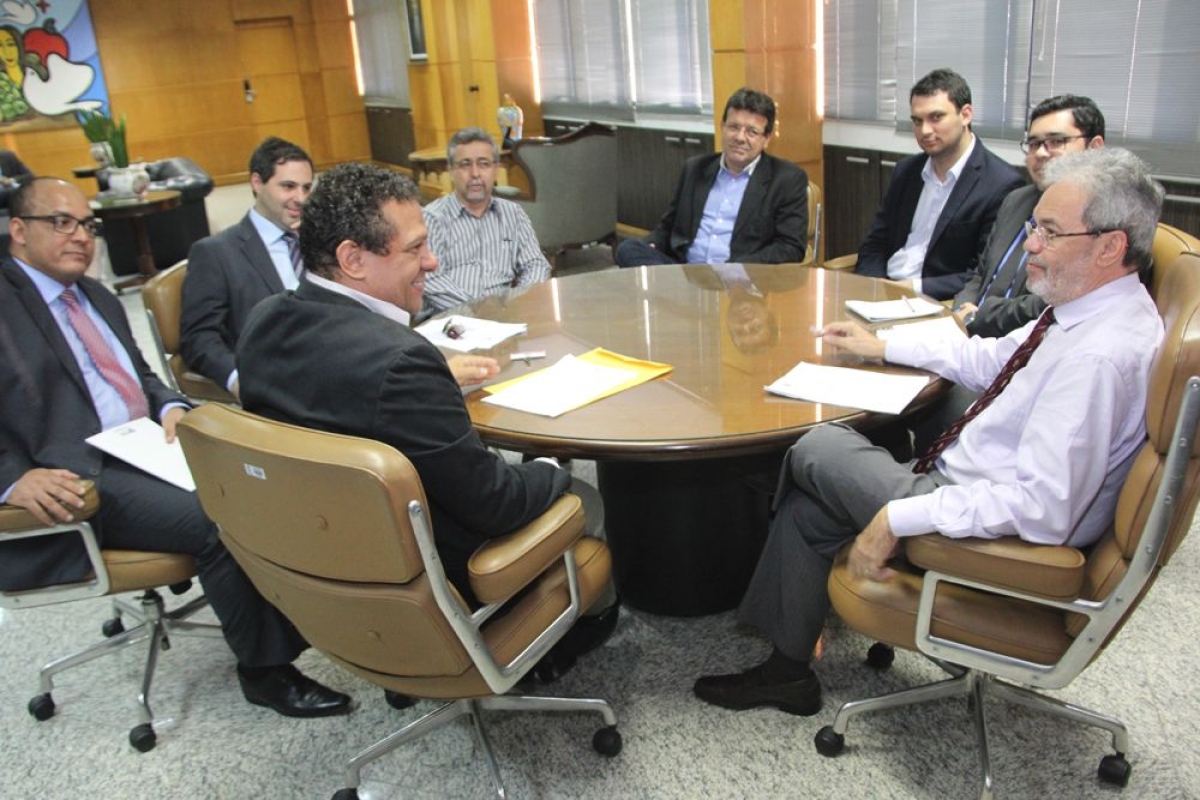 Sergipeprevid�ncia detalha opera��o entre fundos previdenci�rios ao presidente do TCE/Sergipe (Imagem: Cleverton Ribeiro/TCE/SE)