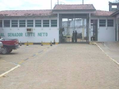 Fuga em massa � impedida por agentes do pres�dio de Gl�ria (Imagem: Sejuc/SE)