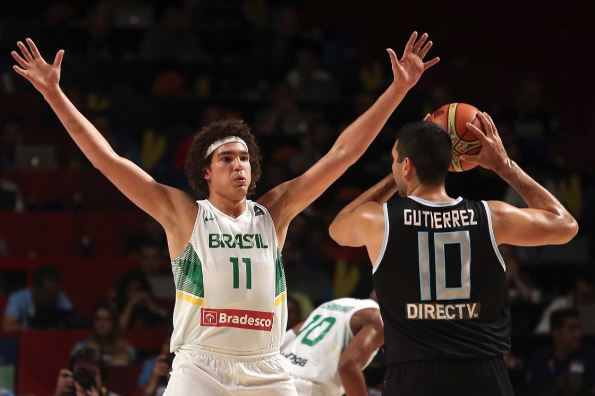 Anderson Varej�o n�o jogar� as Olimp�adas em casa: - � frustrante, diz o jogador (Foto: Gaspar N�brega/Inovafoto)