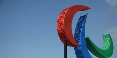 Membro de delega��o ol�mpica � punido por erguer bandeira russa no desfile (Imagem: Ag�ncia Brasil)