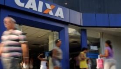 O atendimento come�ar� �s 9h nas cidades em que os bancos abrem �s 10h e, �s  10h, onde a abertura � �s 11h (Imagem: Arquivo | Ag�ncia  Brasil)