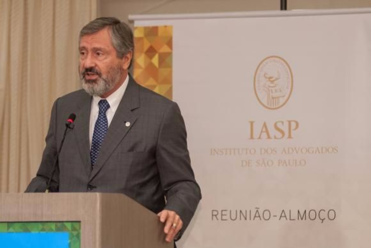 O ministro da Transpar�ncia, Fiscaliza��o e Controle, Torquato Jardim, em almo�o promovido pelo Instituto dos Advogados de S�o Paulo (IASP) (Imagem: Divulga��o/Pablo de Sousa/IASP)