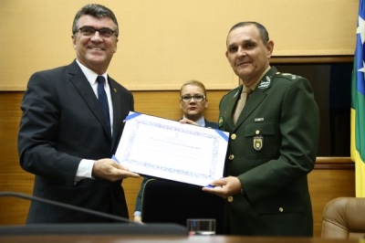 General Artur Costa Moura � o mais novo cidad�o sergipano (Foto: Site Deputado Estadual Garibalde Mendon�a)
