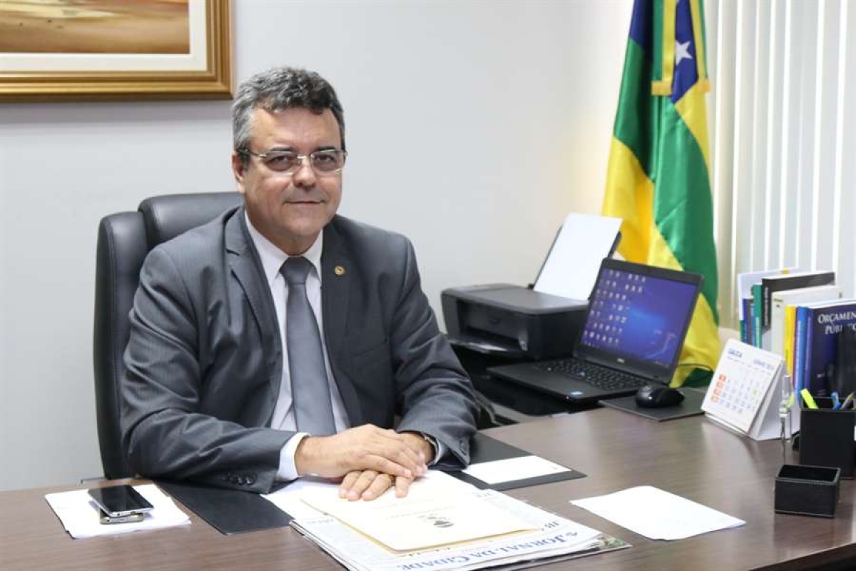 Luciano Pimentel: Valadares Filho � garantia de mandato �tico (Foto: Divulga��o/Ascom)