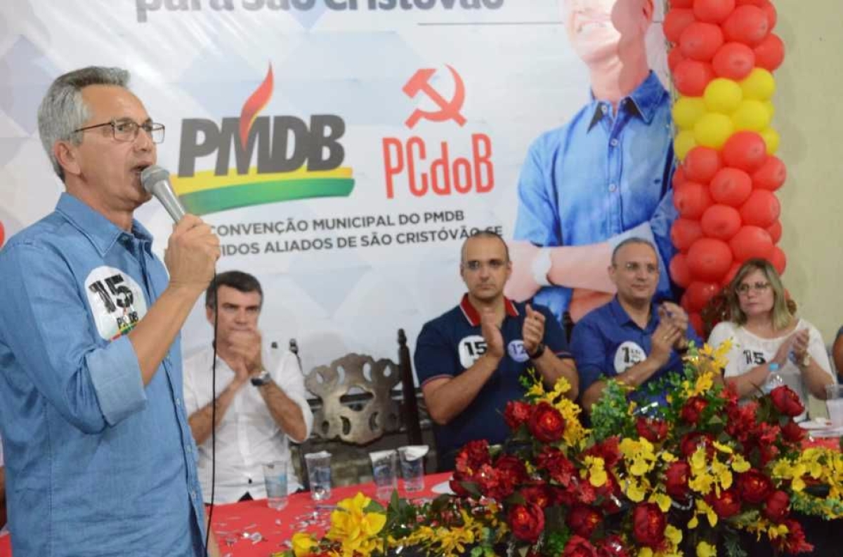 Marcos Santana se uniu � Adilson J�nior por um tempo novo em S�o Crist�v�o (Foto: Danielle Pereira/Assessoria)