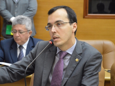 PL pretende proibir que ve�culos emplacados em outros Estados sejam alugados pelo Poder P�blico (Foto: Ag�ncia Alese)