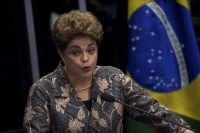 A presidenta afastada Dilma Rousseff faz sua defesa diante dos senadores, na sess�o de julgamento do impeachment (Imagem: Marcelo Camargo/Ag�ncia Brasil)