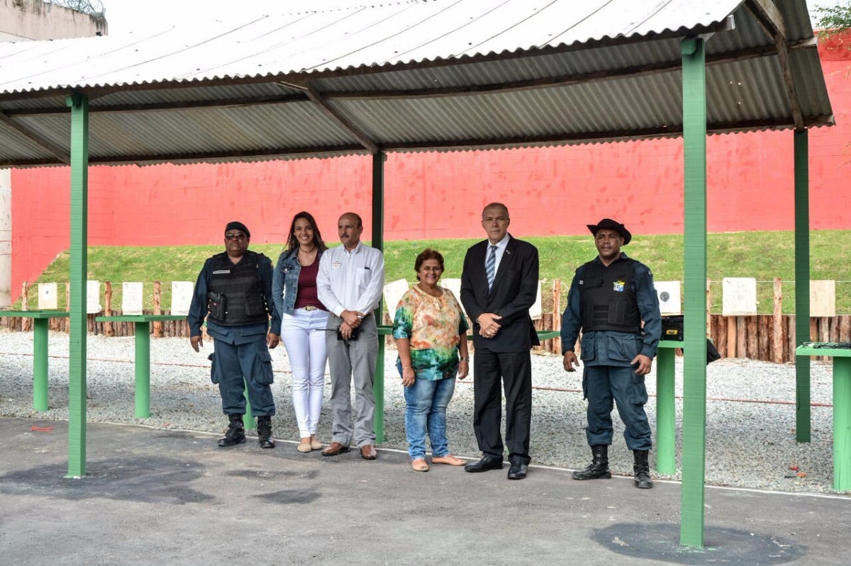 Gracinha � recebida pelo diretor da Acadepol/Sergipe (Imagem: Assessoria Gracinha)