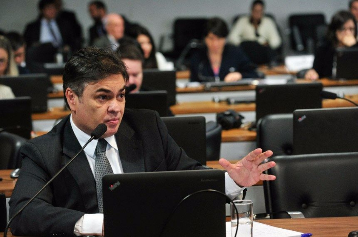Senador C�ssio Cunha Lima (PSDB-PB) � o autor do projeto (Imagem: Geraldo Magela/Ag�ncia Senado)