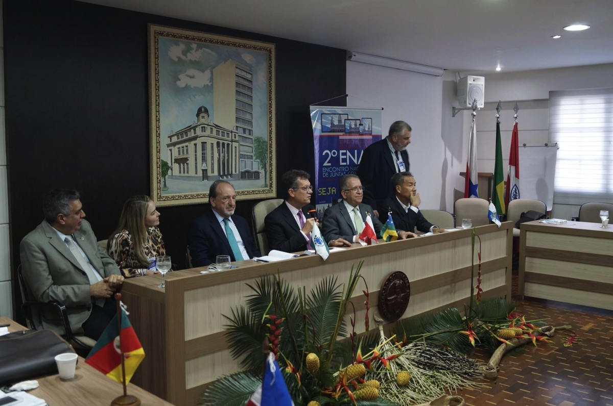 La�rcio Oliveira fala sobre C�digo Comercial na Fecom�rcio/PA e em Encontro de Juntas Comerciais (Imagem: Assessoria La�rcio Oliveira)
