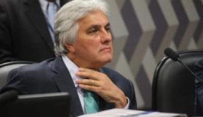 A defesa quer a regra usada em benf�cio de Dilma Rousseff tamb�m valha para Delc�dio do AmaralArquivo/Fabio Rodrigues Pozzebom/Ag�ncia Brasil