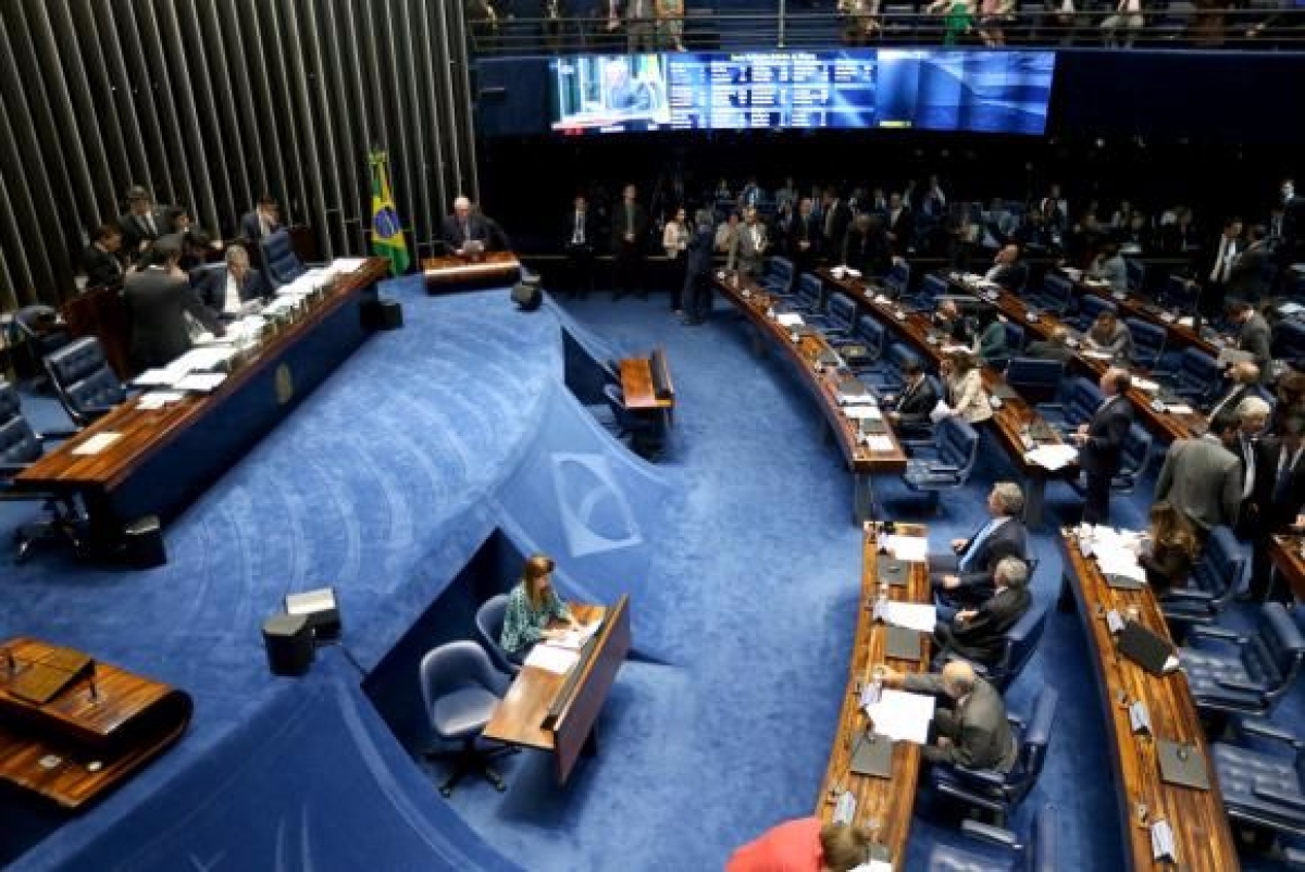 Reajuste dos servidores da Defensoria P�blica da Uni�o foi aprovado no final de agosto pelo Senado em vota��o simb�lica (Imagem: Wilson Dias/Ag�ncia Brasil)