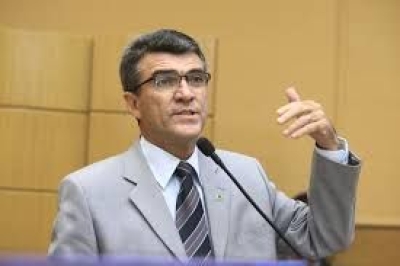 Deputado estadual Garibalde Mendon�a (Imagem: Site Garibalde Mendon�a)