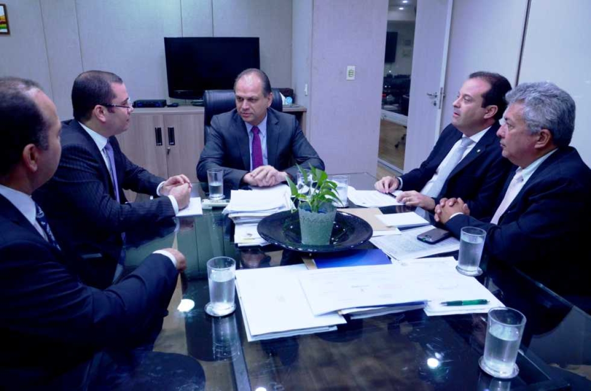 Ministro da Sa�de libera R$ 4 milh�es para tratamento de hemodi�lise em Est�ncia (Imagem: Nefy Dias/Assessoria Andr� Moura)