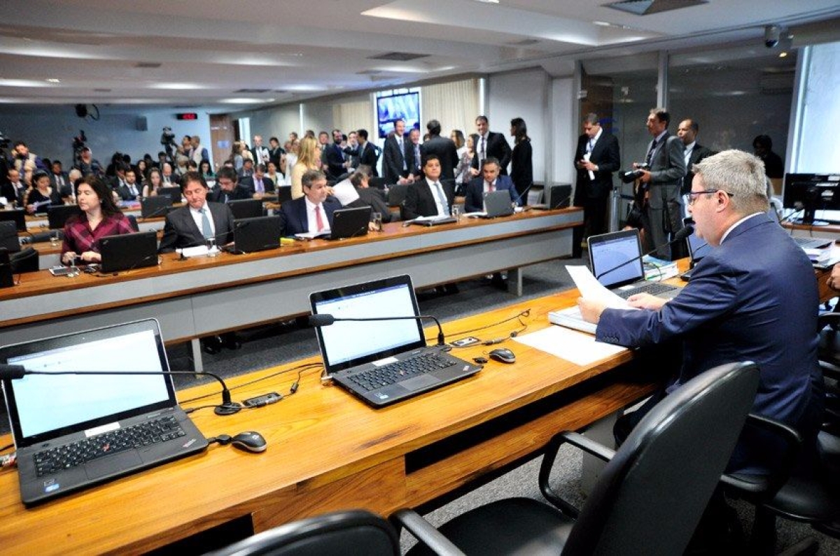 Plen�rio da Comiss�o de Constitui��o, Justi�a e Cidadania na reuni�o do �ltimo dia 1� (Imagem: Geraldo Magela/Ag�ncia Senado)
