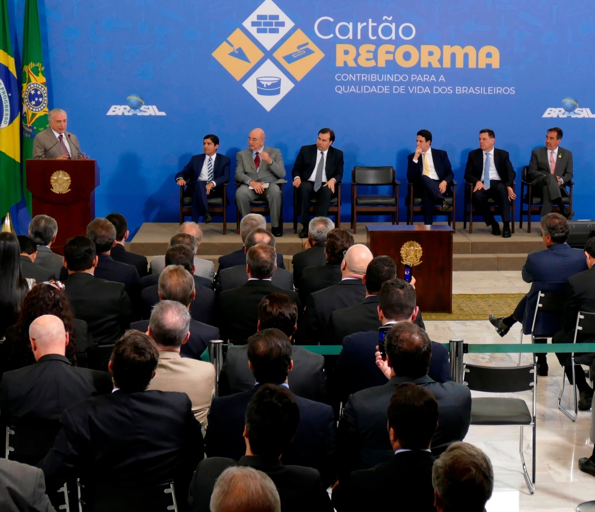 Programa conceder� subs�dios p�blicos para a popula��o de baixa renda comprar materiais de constru��o e reformar suas moradias, fomentando, assim, os setores de ind�stria e com�rcio ligados � constru��o civil (Imagem: Roque S�/ASN)