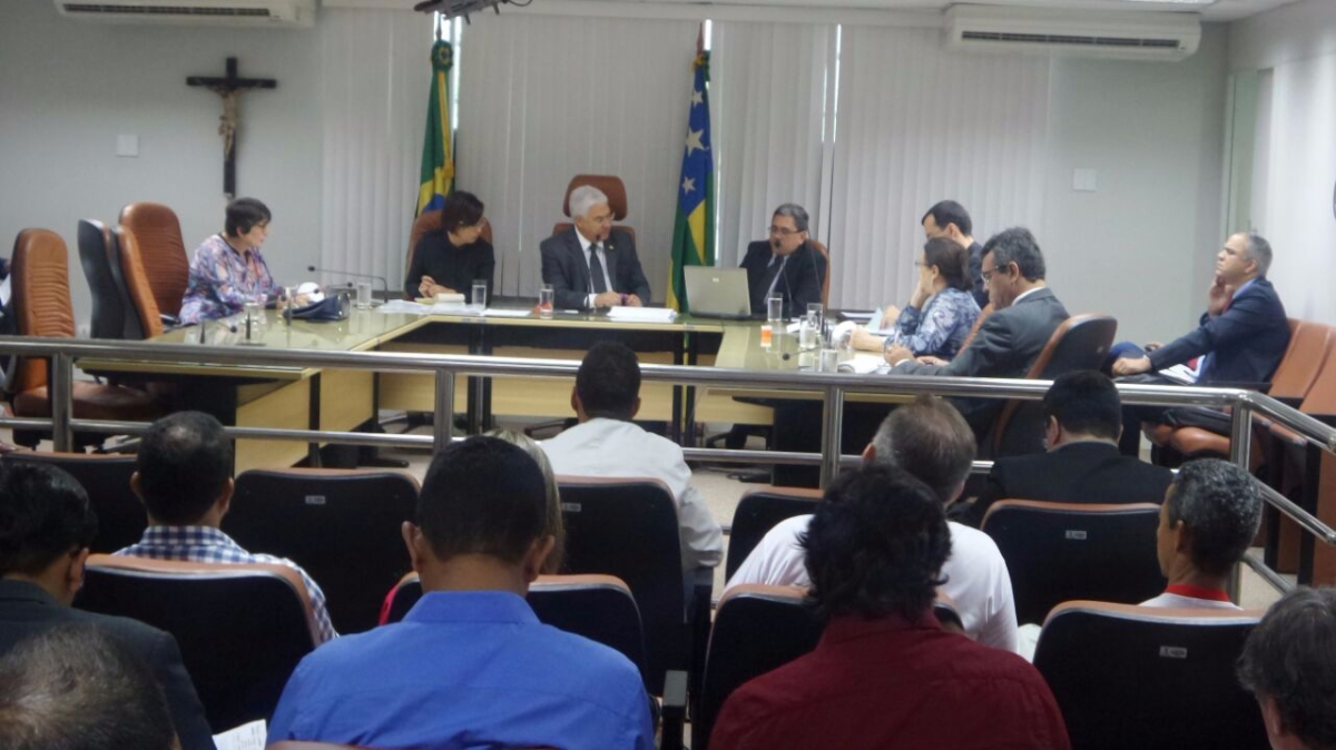 Transporte escolar: Maria Mendon�a sugere que dinheiro da repatria��o seja usado para quitar d�bito (Imagem: Assessoria Maria Mendon�a)